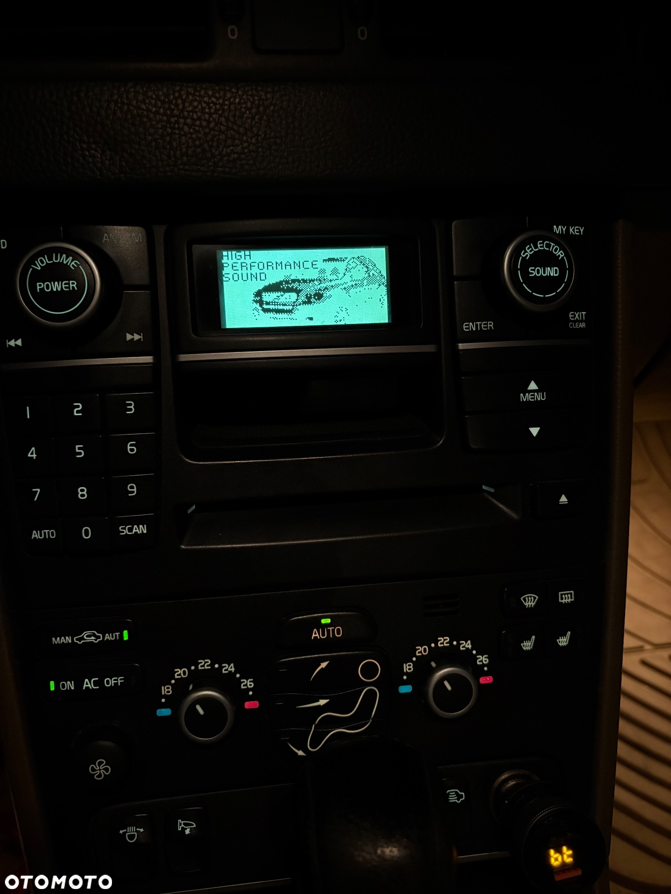 Volvo XC 90 D5 AWD Executive - 24