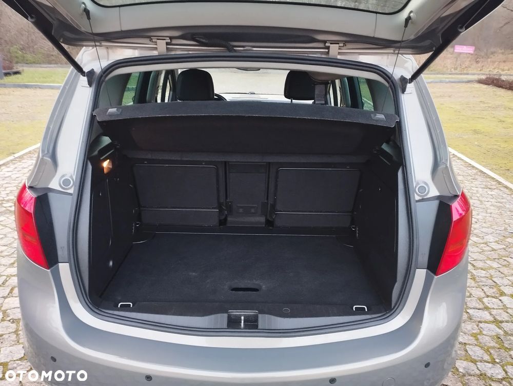 Opel Meriva - 8