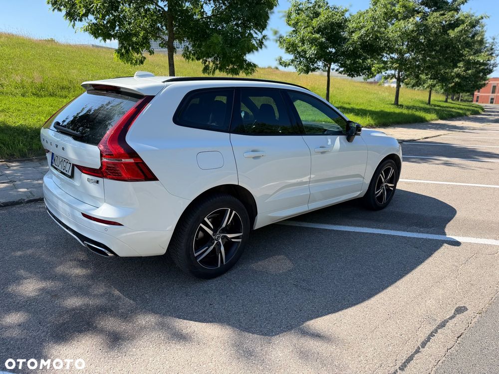 Volvo XC 60 D5 SCR AWD R-Design - 20