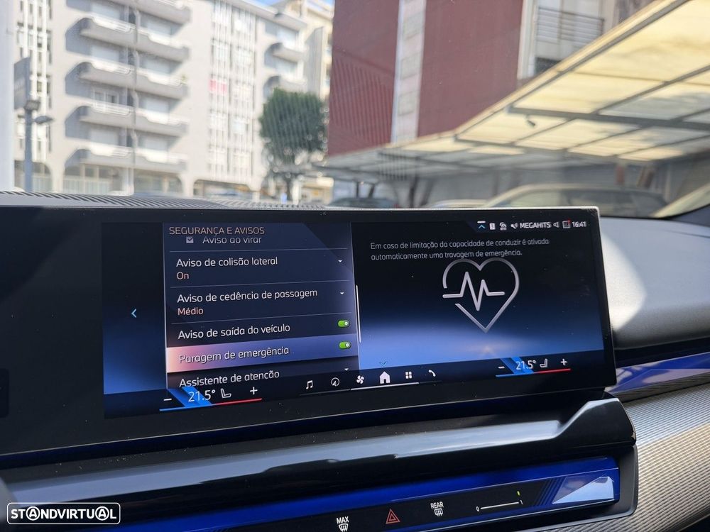BMW 530 e Pack Desportivo M Pro - 59