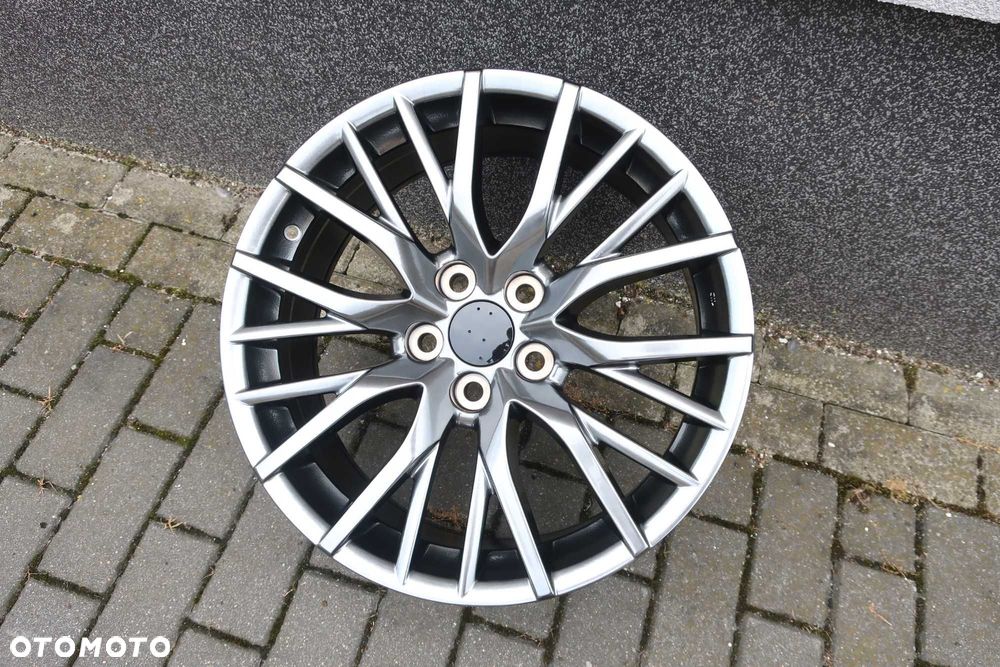 Alu felgi 18 5x114,3 lexus et40 60,1 8j is250 is200 es300 gs350 gs450 Z - 3