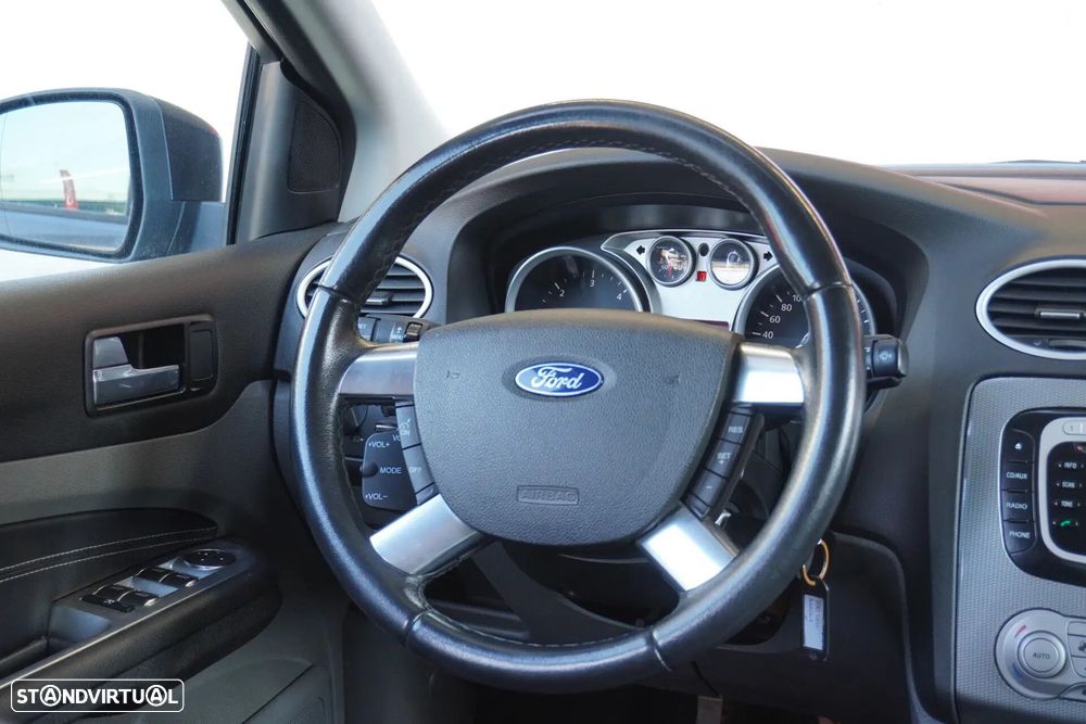 Ford Focus 1.6 TDCi Ghia - 10