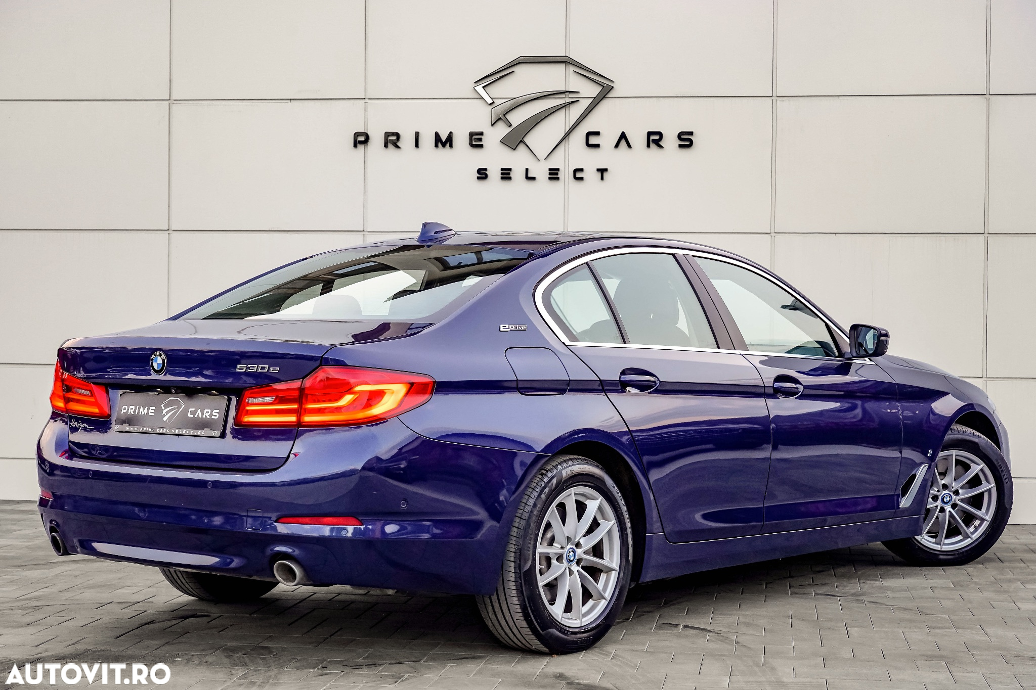 BMW Seria 5 530e Aut. - 9