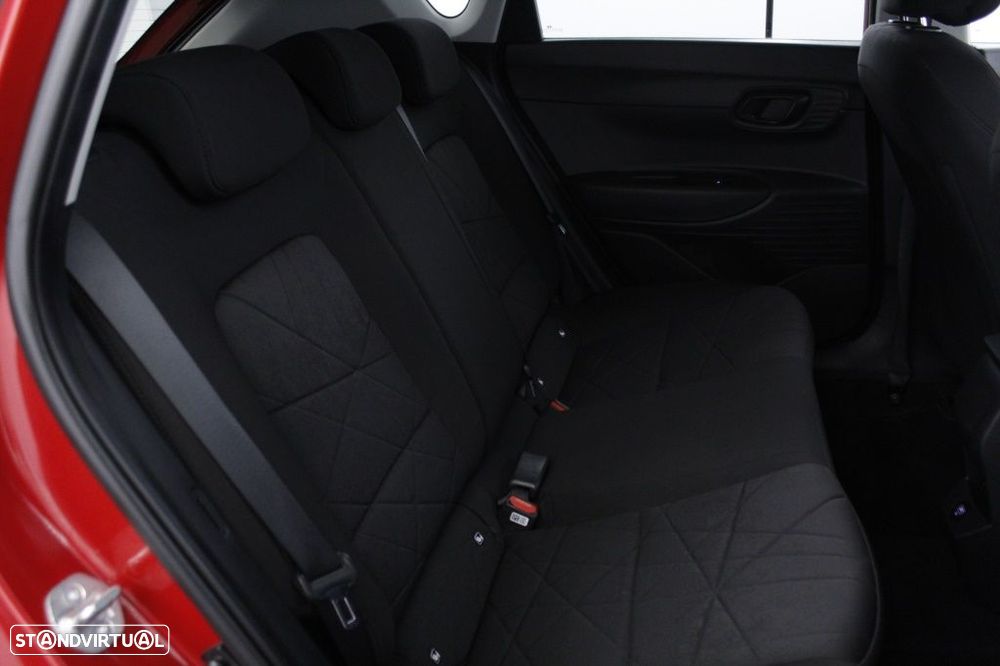 Hyundai Bayon 1.0 T-GDi Premium DCT - 16