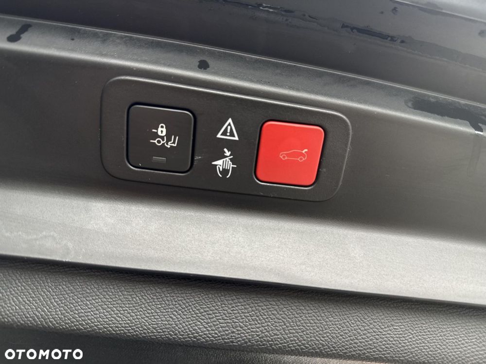 Peugeot 5008 1.6 PureTech Allure S&S EAT8 - 30
