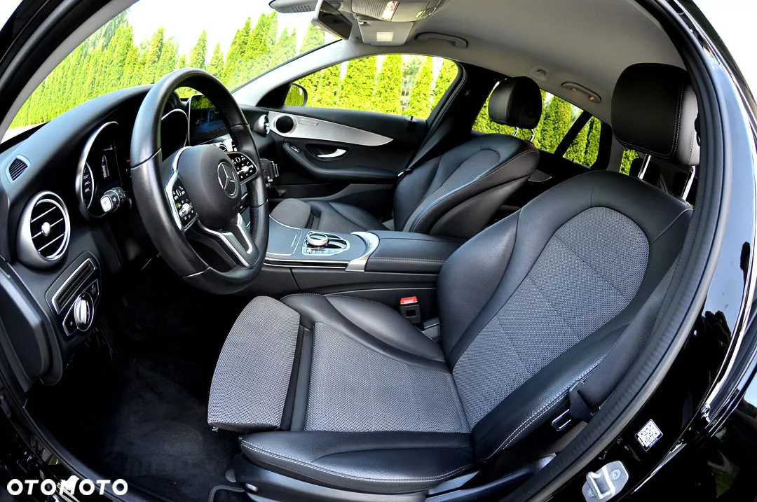 Mercedes-Benz Klasa C 220 d T 9G-TRONIC AMG Line - 17