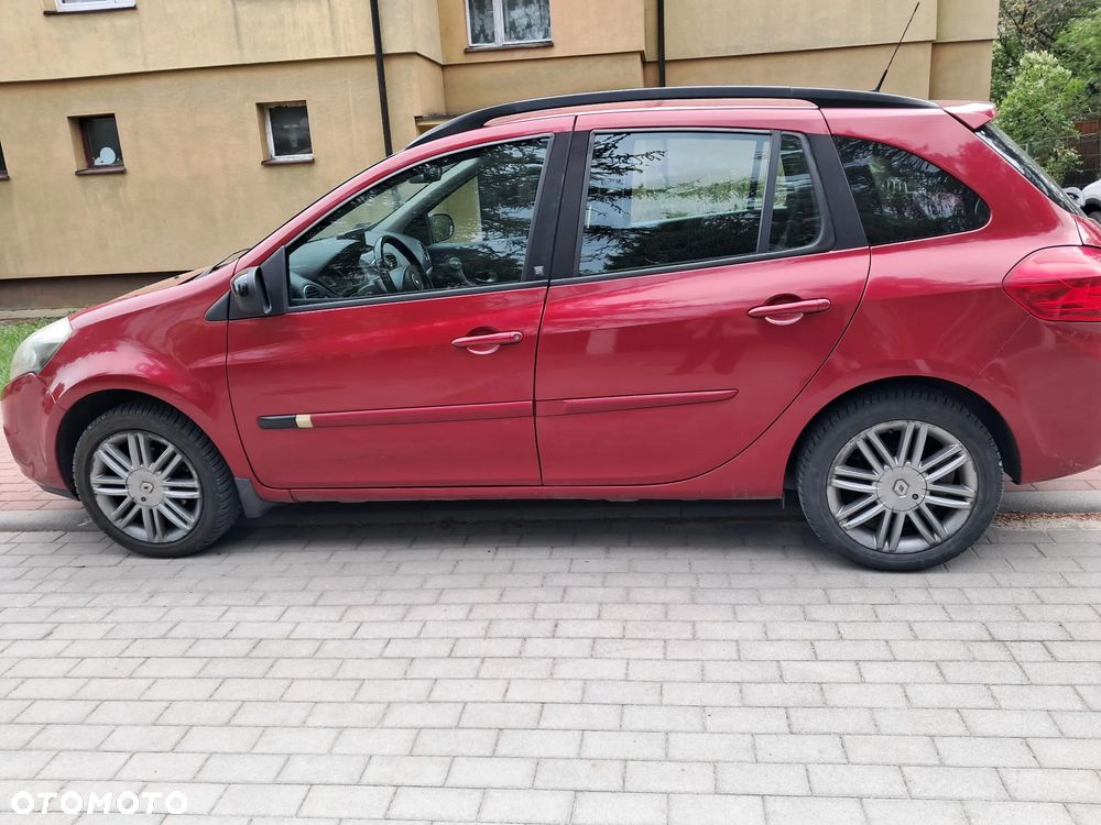Renault Clio - 2