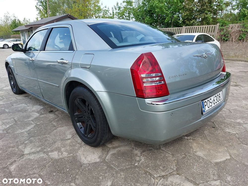 Chrysler 300C - 8