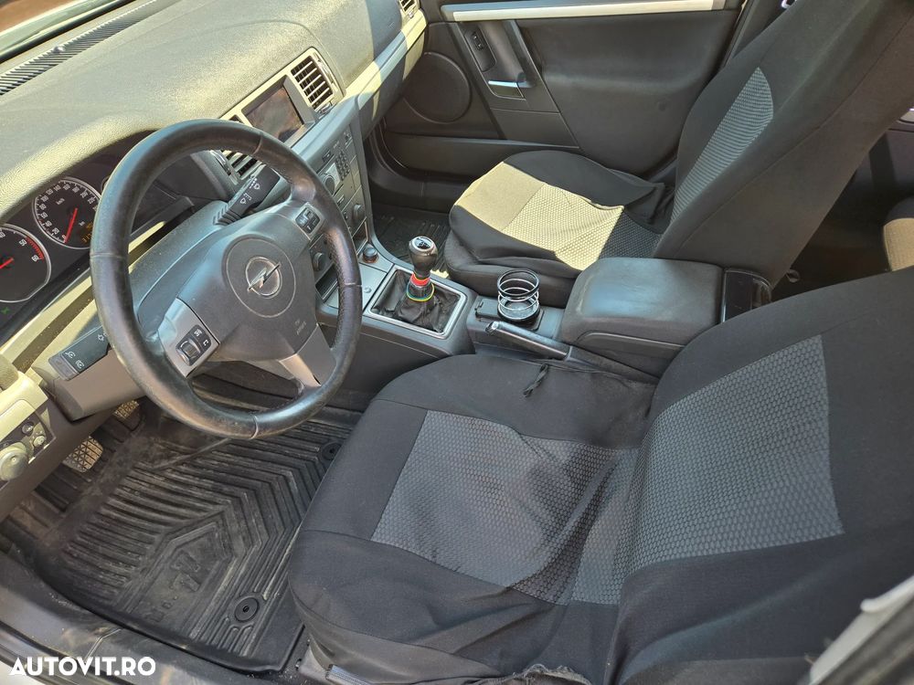 Opel Vectra 1.9 CDTI Cosmo - 9