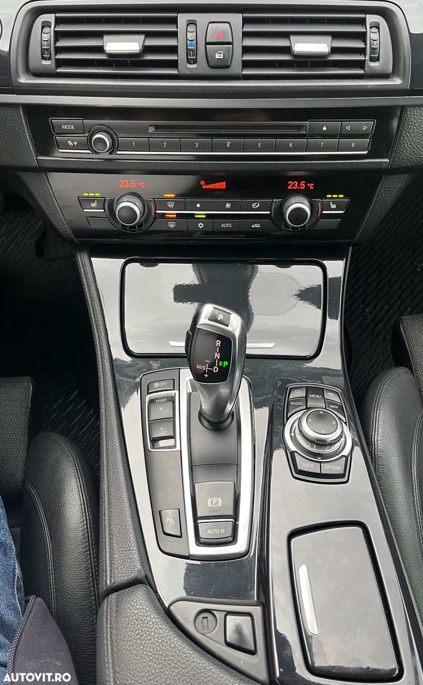 BMW Seria 5 525d Touring Sport-Aut. - 21