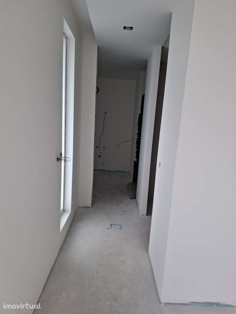 Moradias 2 Pisos - Grande imagem: 4/17