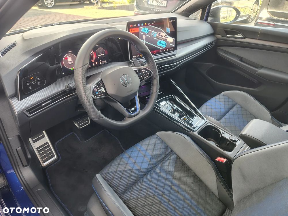 Volkswagen Golf - 9