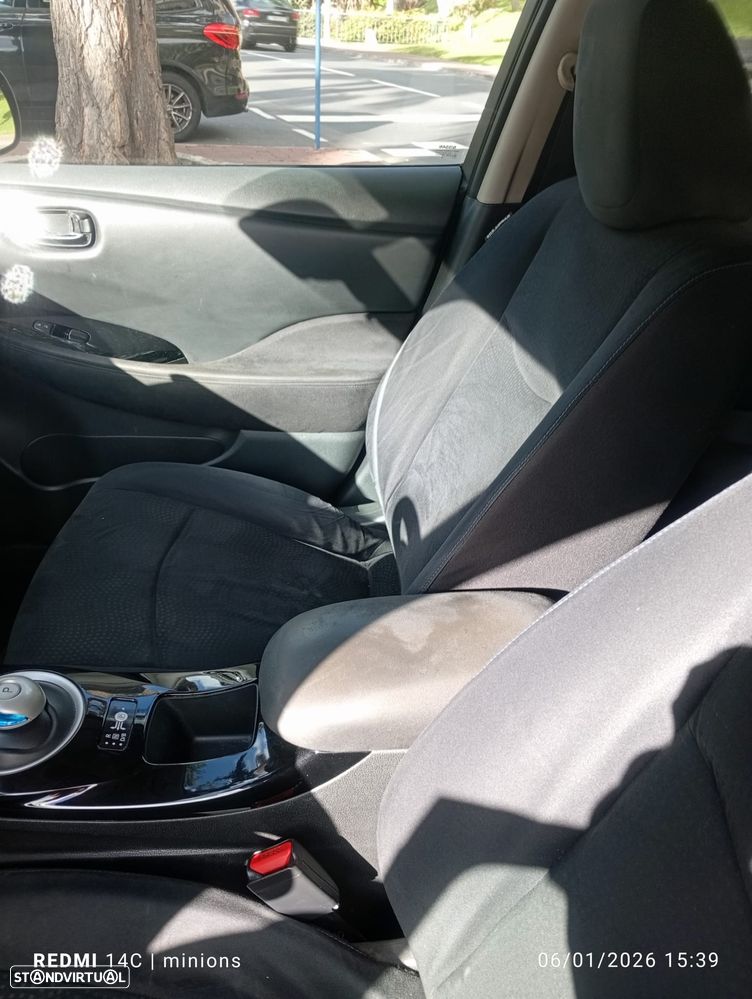 Nissan Leaf 24 kWh (c/ Bateria) Visia + - 2