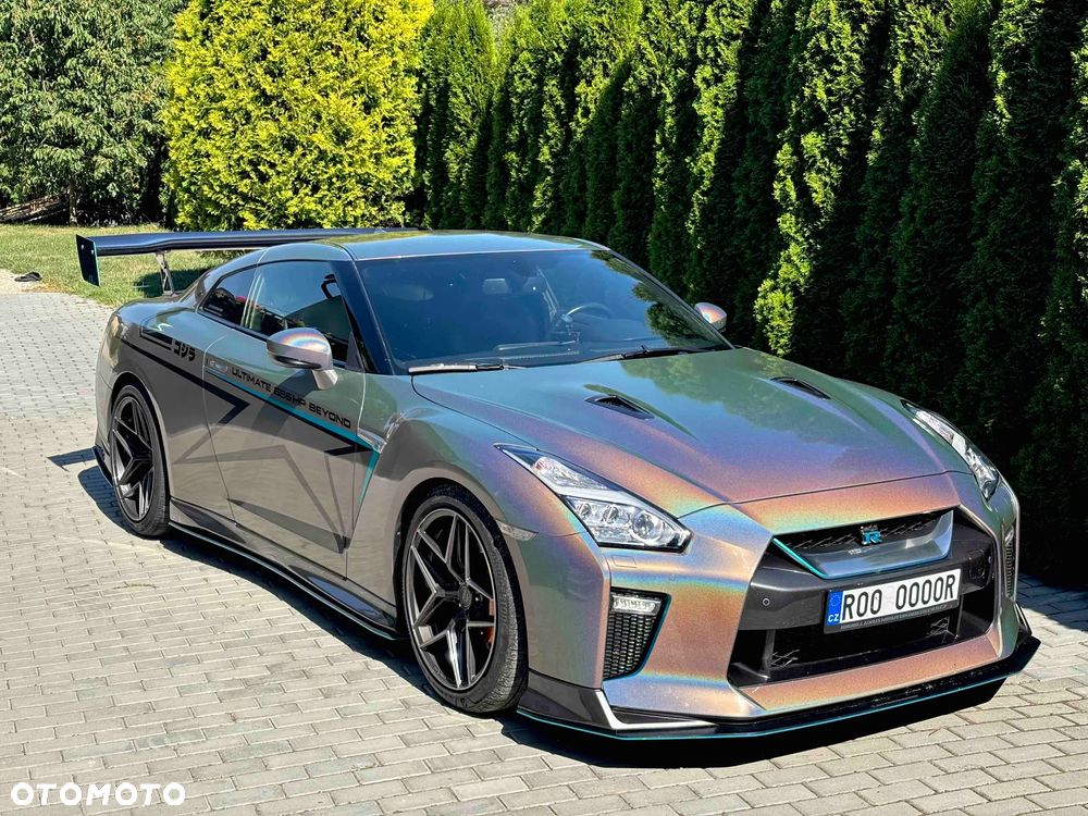 Nissan GT-R Prestige - 4