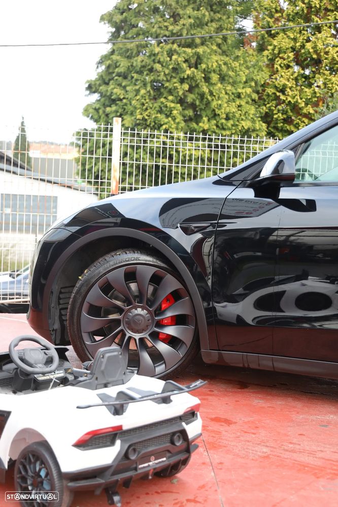 Tesla Model Y Performance Tração Integral - 30