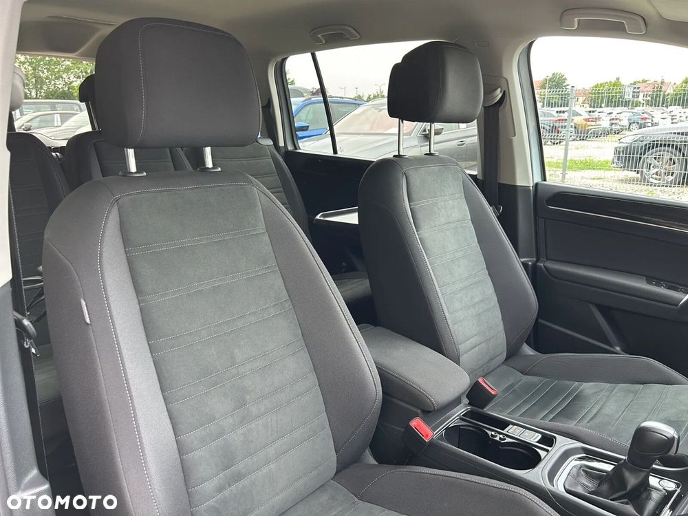 Volkswagen Touran 1.5 TSI EVO Highline DSG - 20