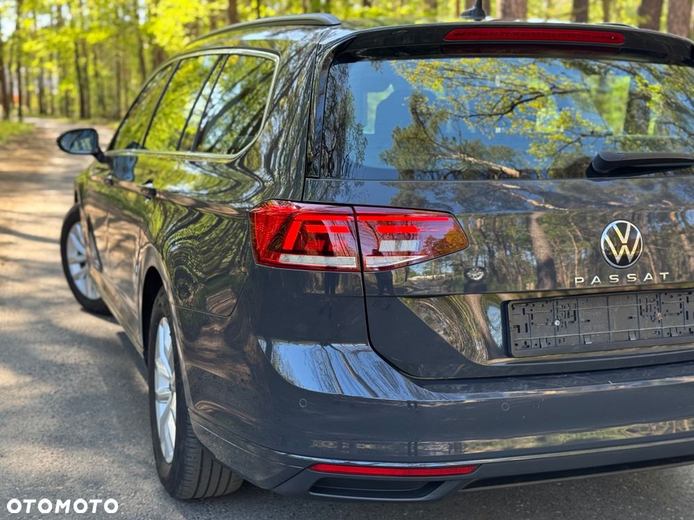 Volkswagen Passat 2.0 TDI SCR DSG Business - 22