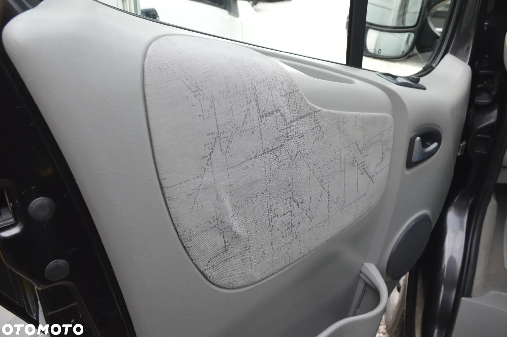 Opel Vivaro - 9