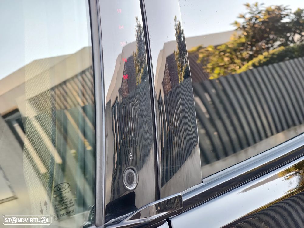 Ford Mustang Mach-E Standard - 27