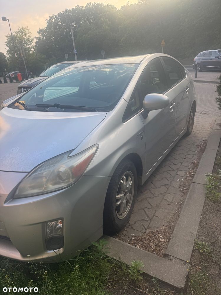 Toyota Prius 1.5 VVT-i Sol - 2