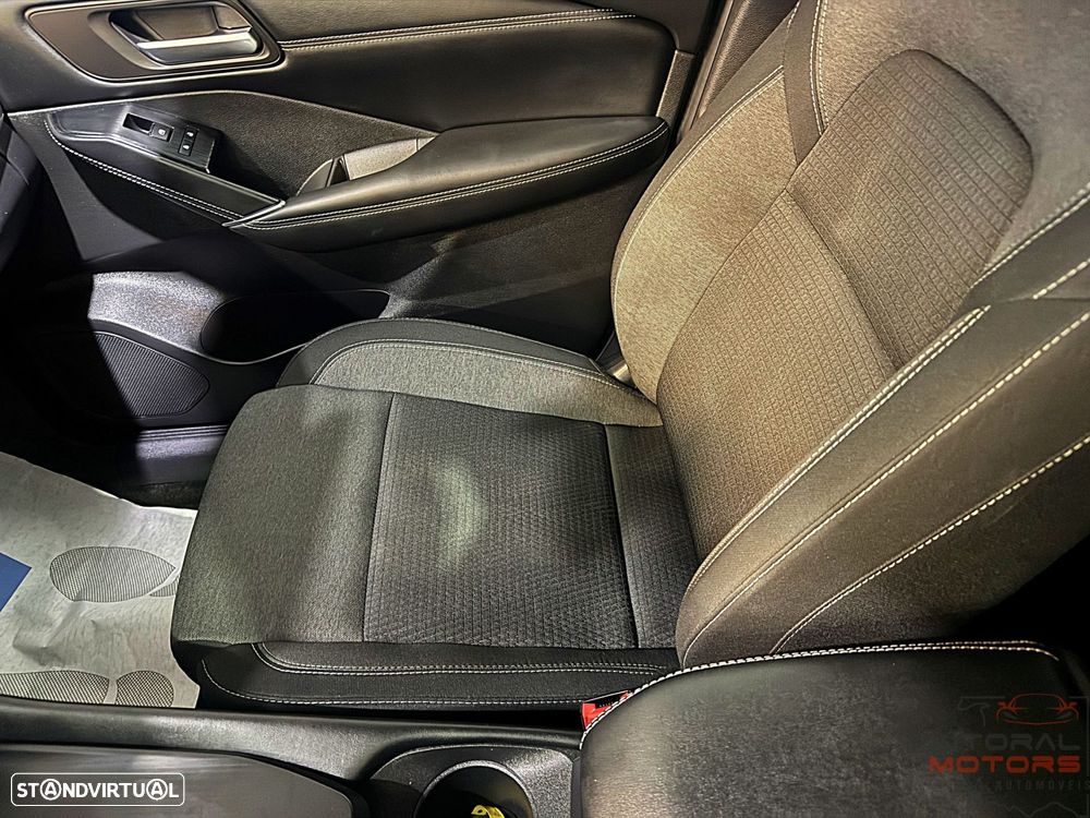 Nissan Qashqai 1.3 DIG-T N-Connecta Xtronic - 21