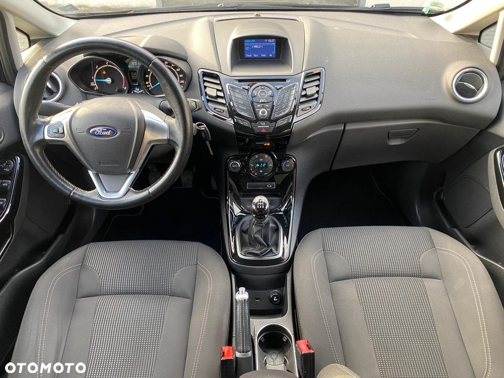 Ford Fiesta 1.5 TDCi Titanium - 6