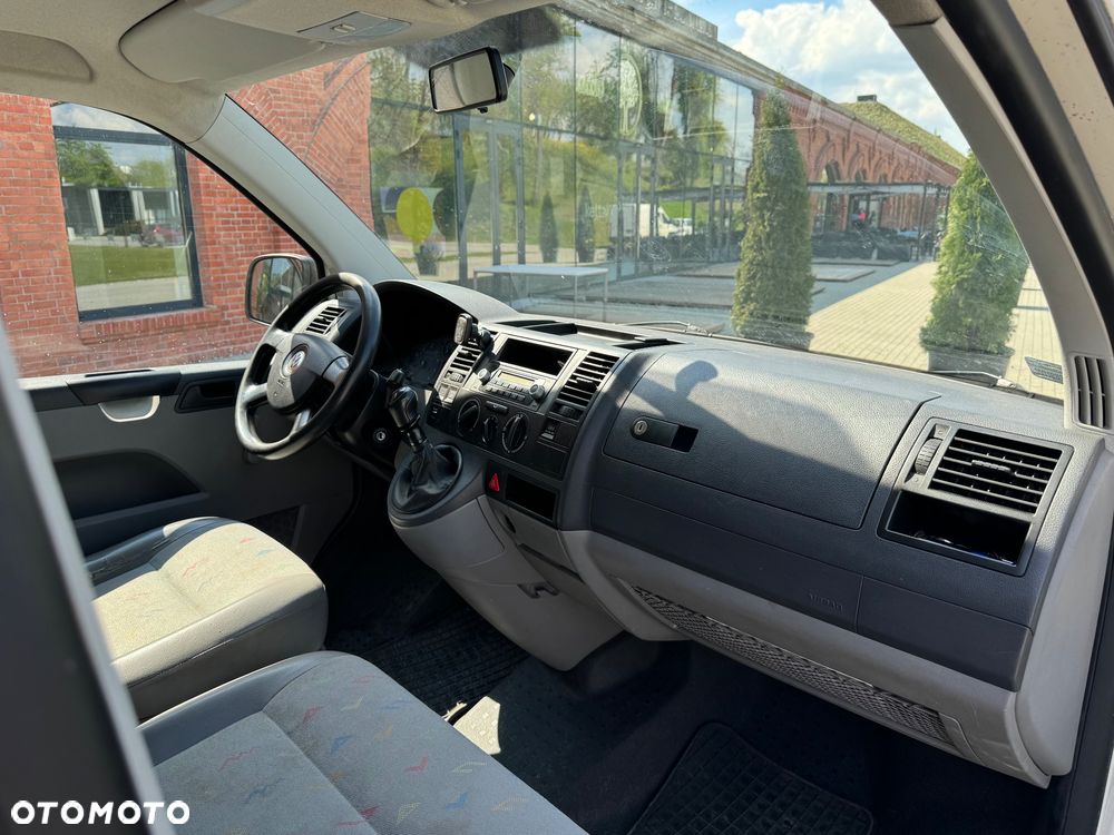 Volkswagen Transporter - 16