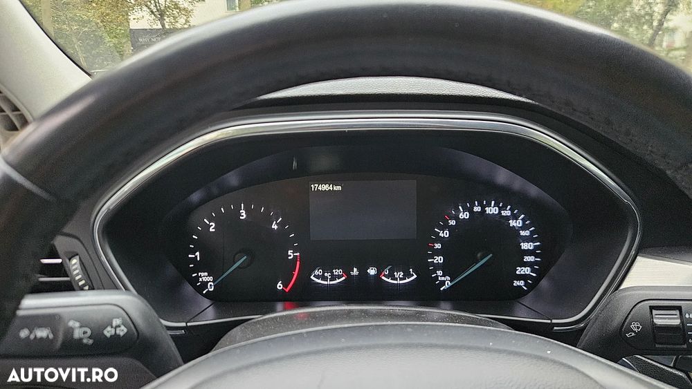 Ford Focus - 7