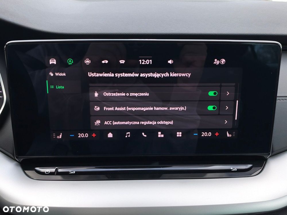 Skoda Octavia 1.5 TSI mHEV Selection DSG - 32