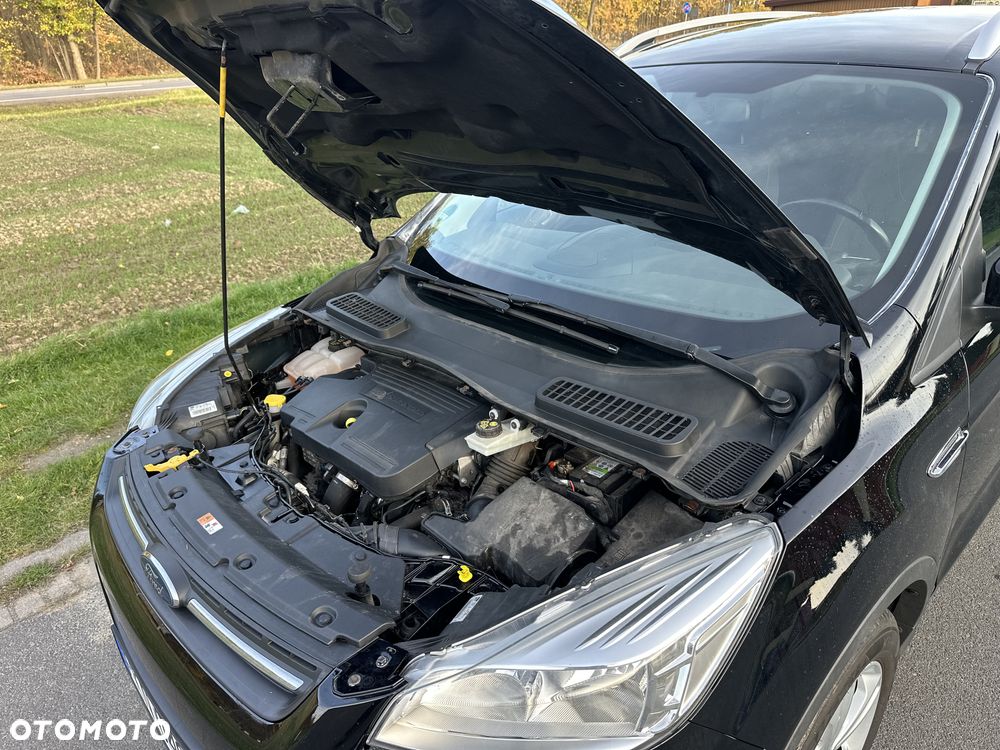 Ford Kuga 2.0 TDCi 2x4 Titanium - 17