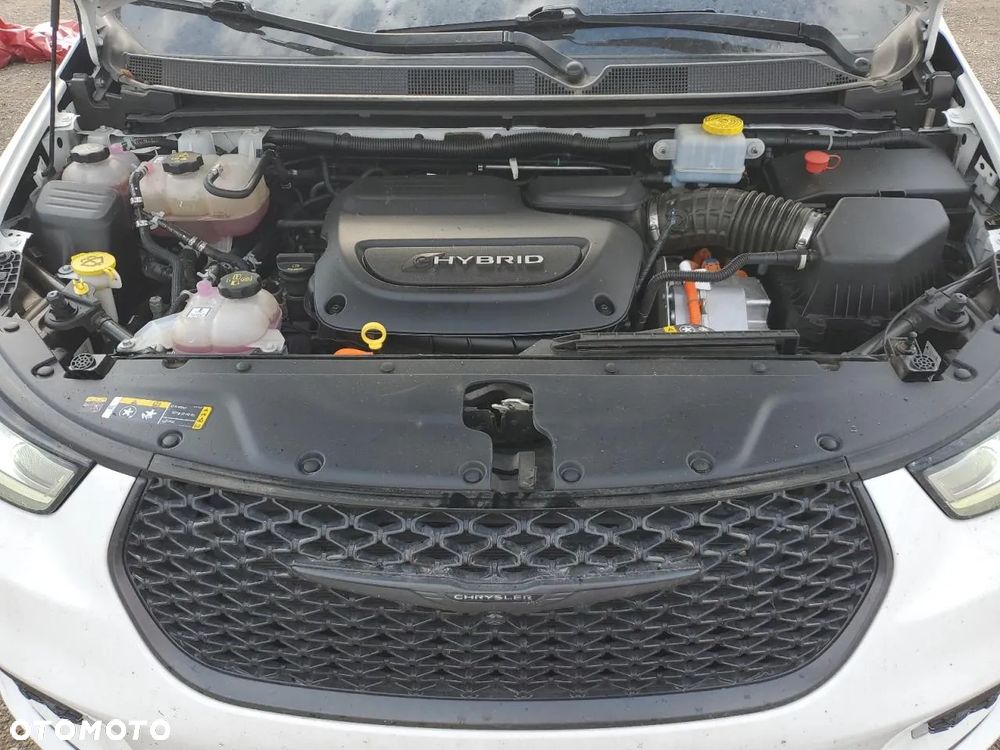 Chrysler Pacifica - 9
