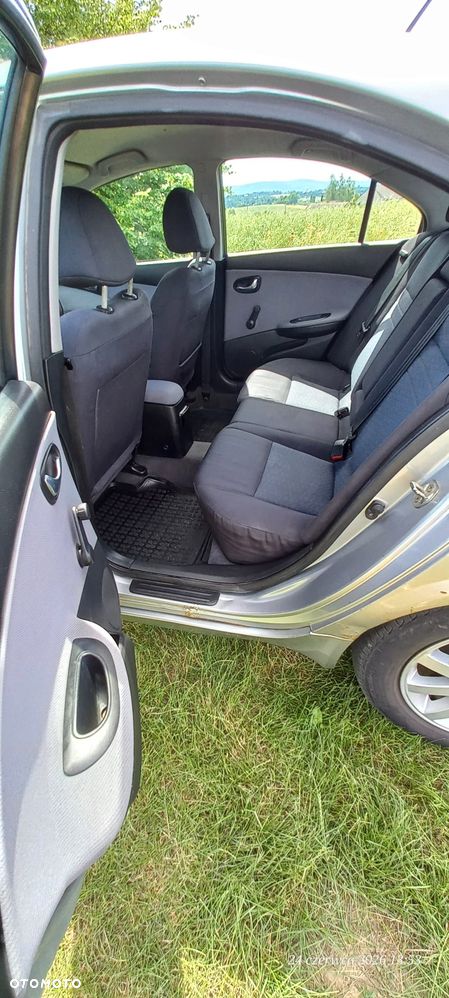 Nissan Primera - 8