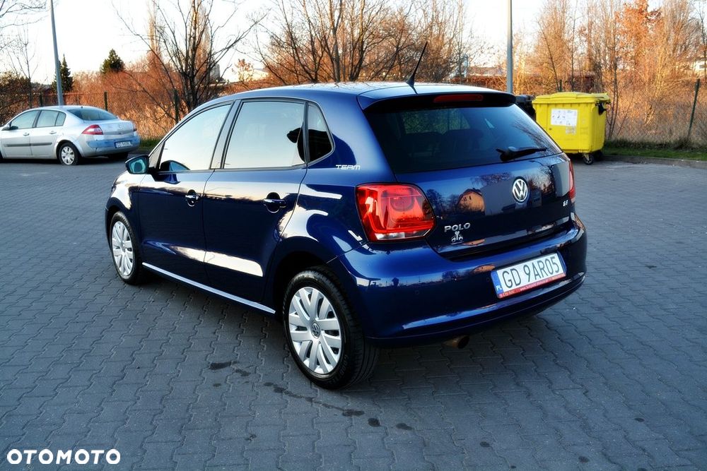 Volkswagen Polo 1.4 MATCH - 11