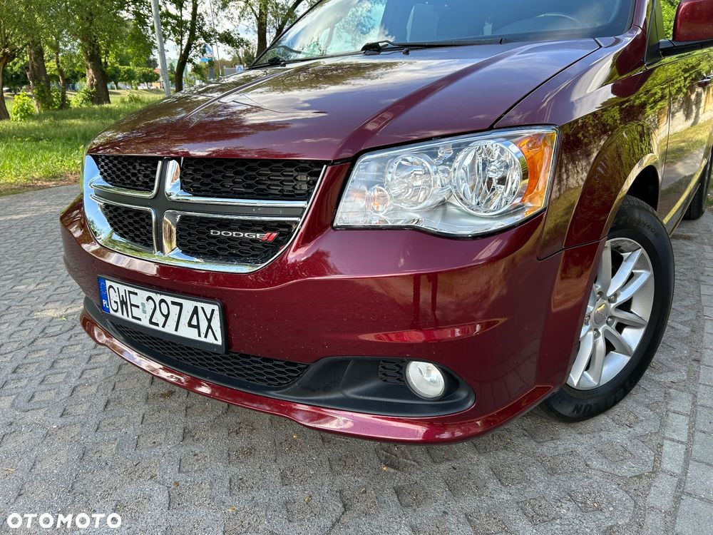 Dodge Grand Caravan ver-3-6-r-t - 4