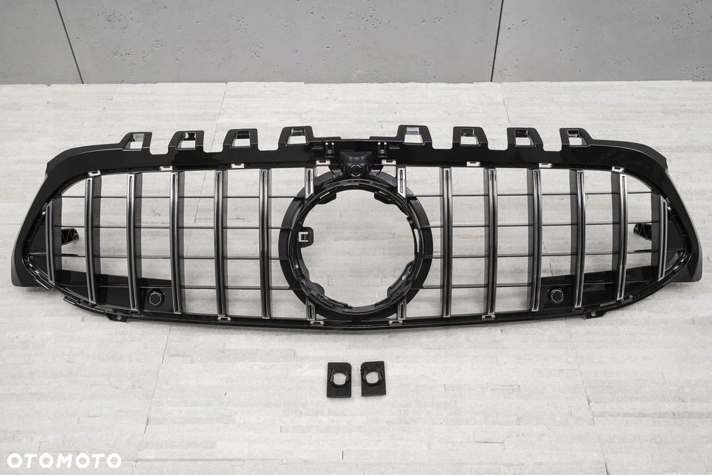 mercedes a-class w177 2018-2023 z kamerą grill gt panamericana srebrny - 8