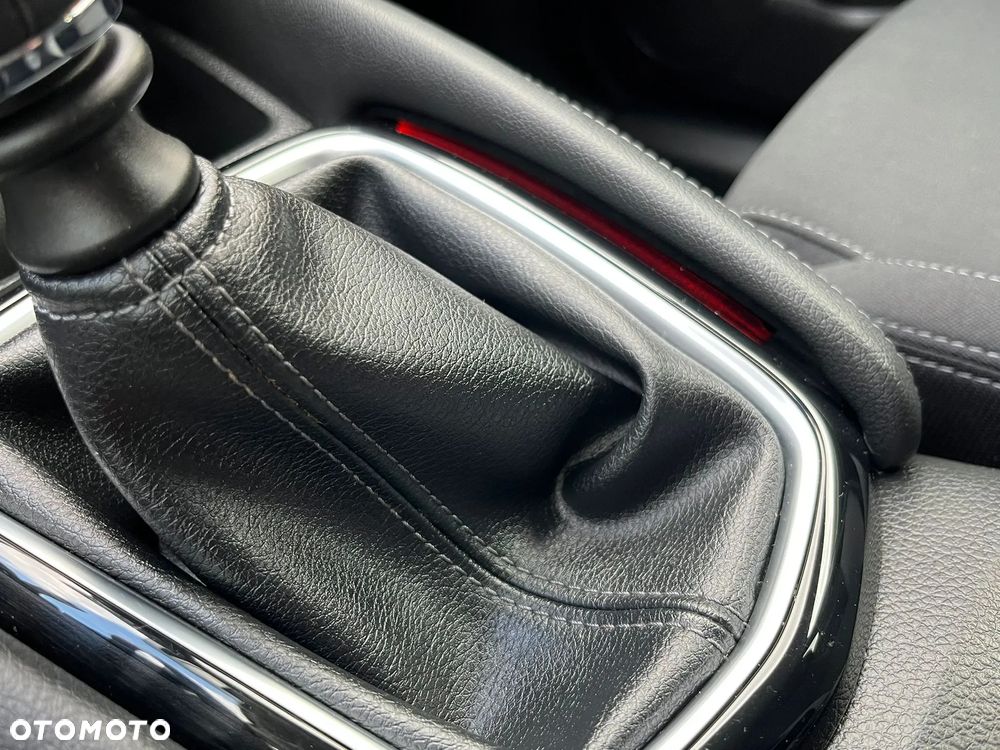 Nissan Qashqai 1.3 DIG-T N-Connecta - 34