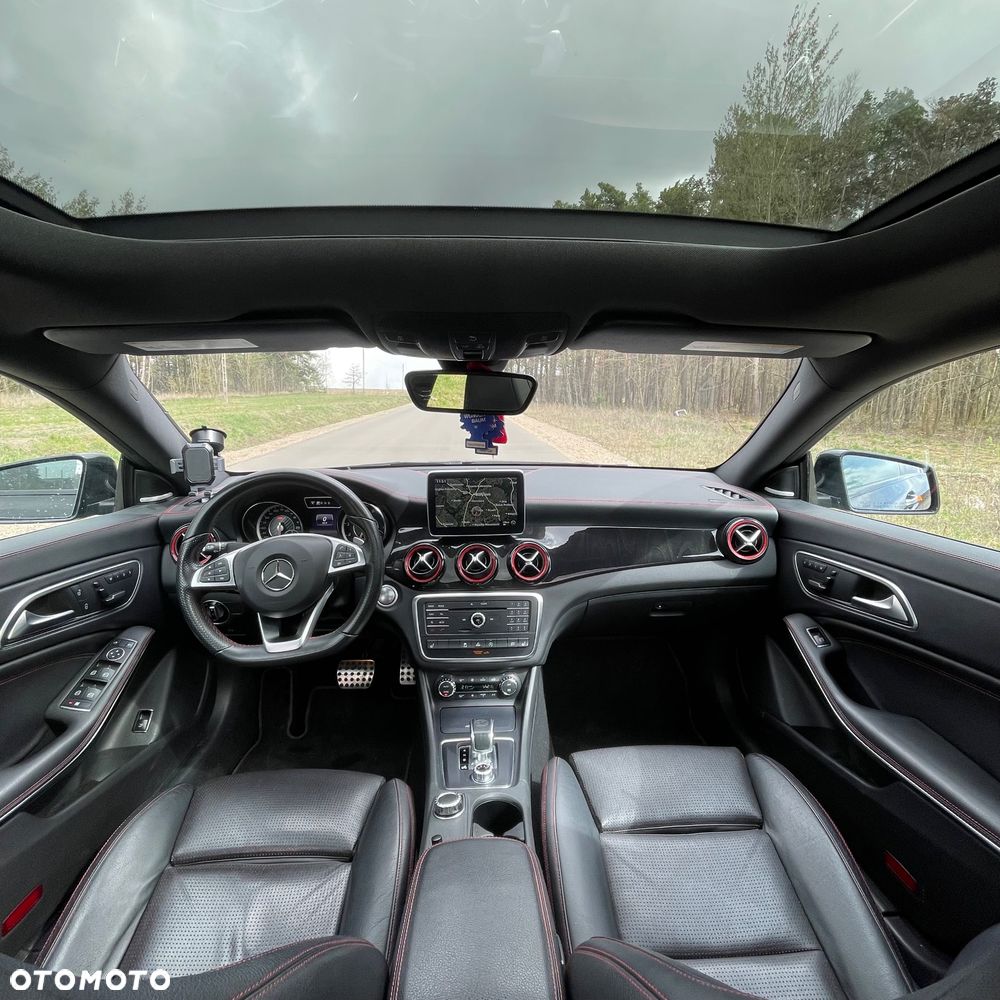 Mercedes-Benz CLA AMG 45 4Matic 7G-DCT - 13