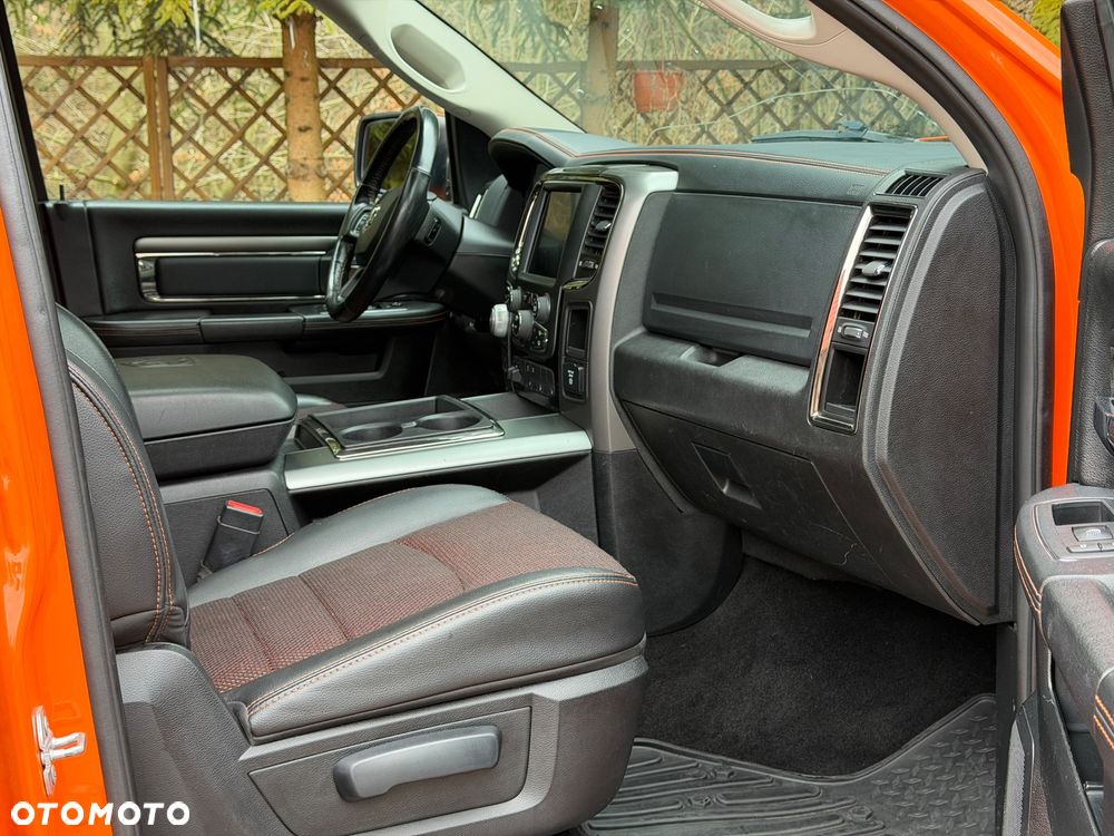 Dodge RAM 5.7 4x4 - 22