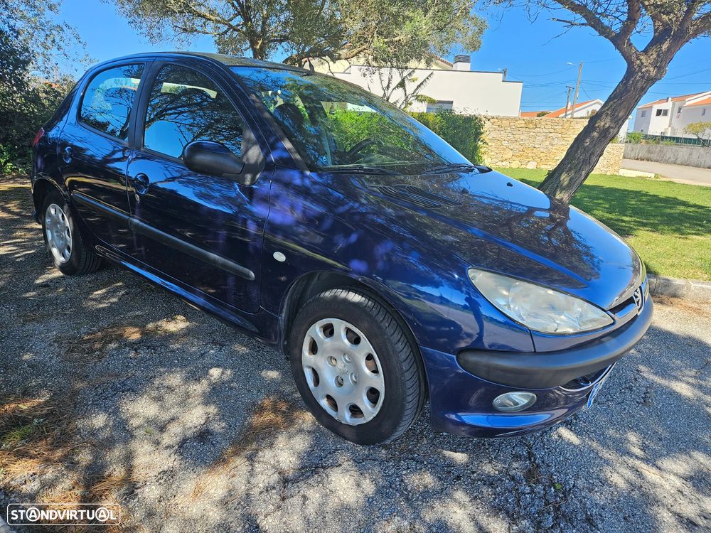 Peugeot 206 1.1 Color Line - 4