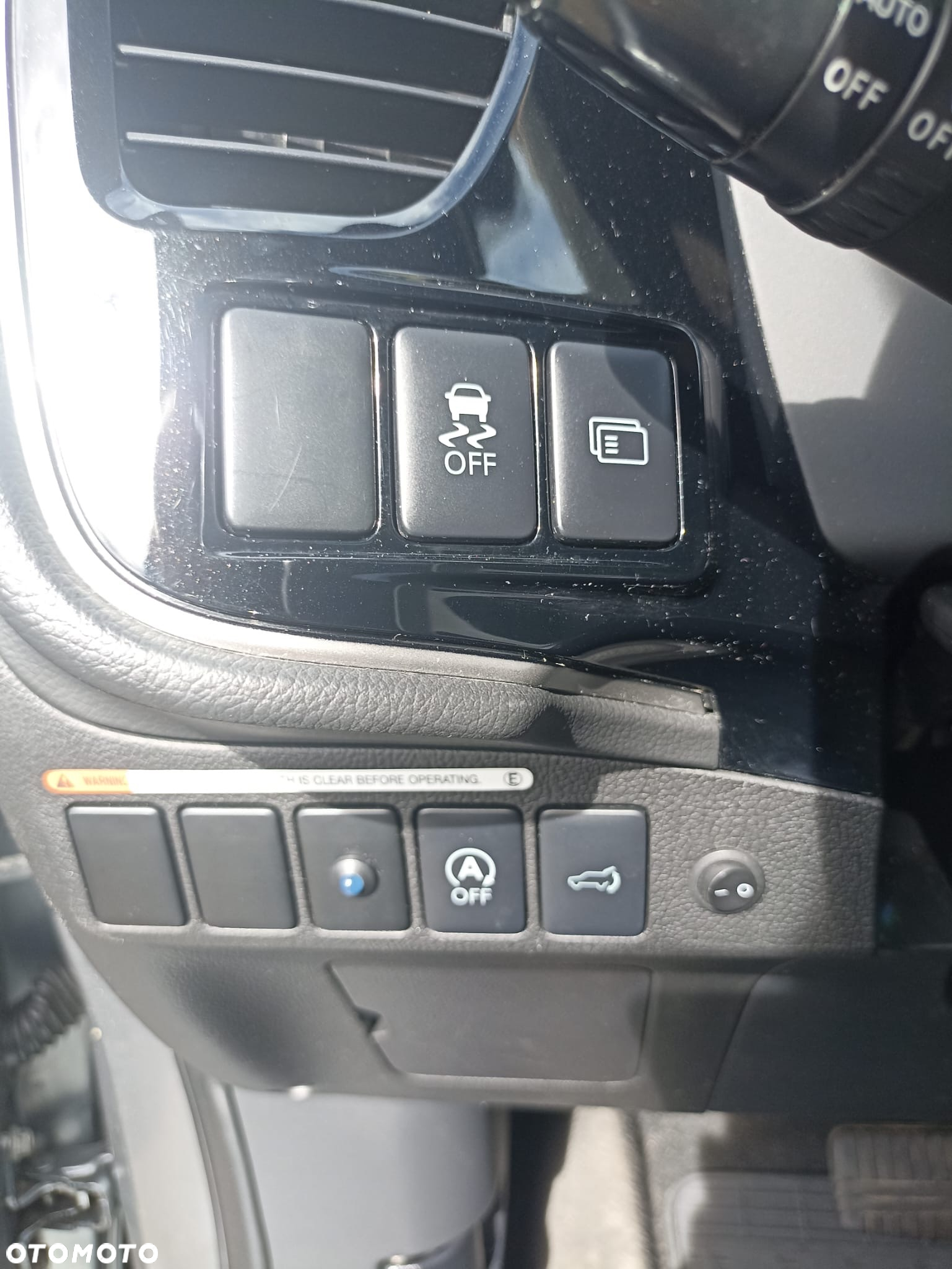 Mitsubishi Outlander - 16