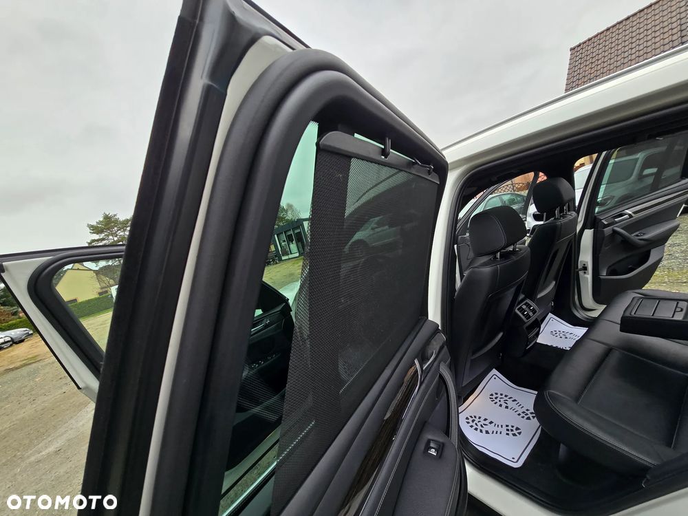 BMW X3 xDrive28i Sport-Aut xLine - 21