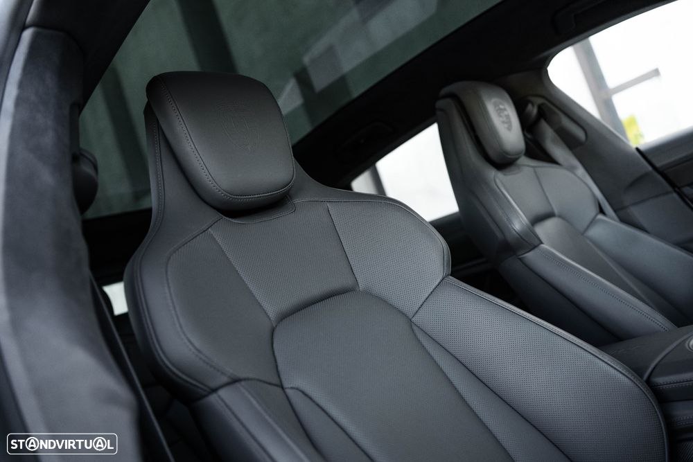 Porsche Taycan Sport Turismo Turbo S - 47