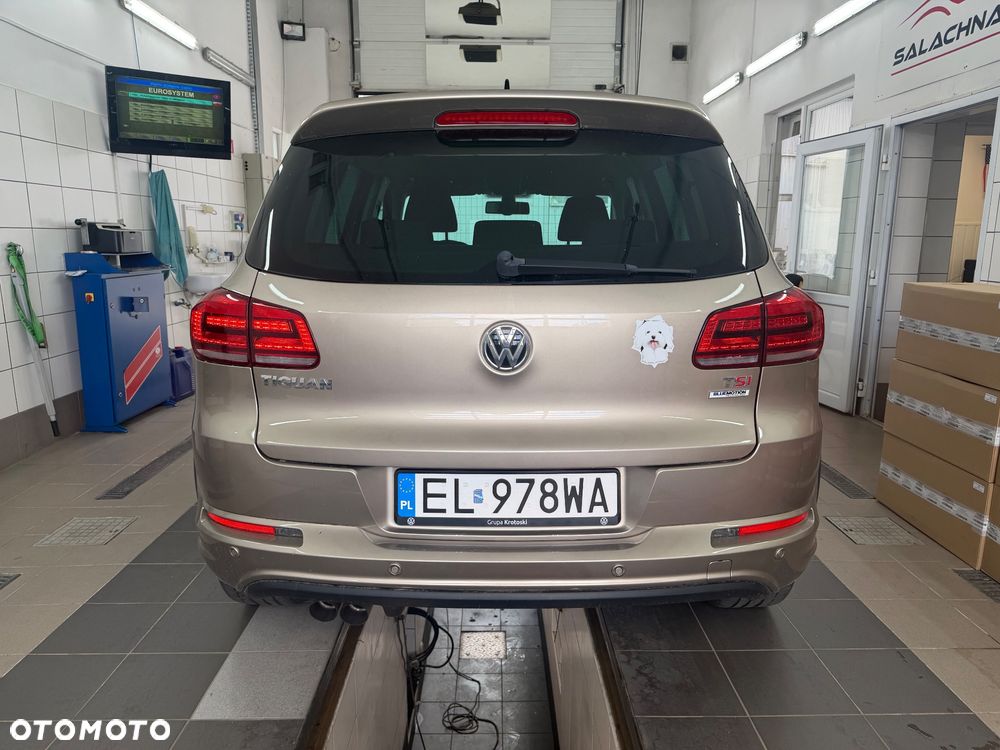 Volkswagen Tiguan - 9