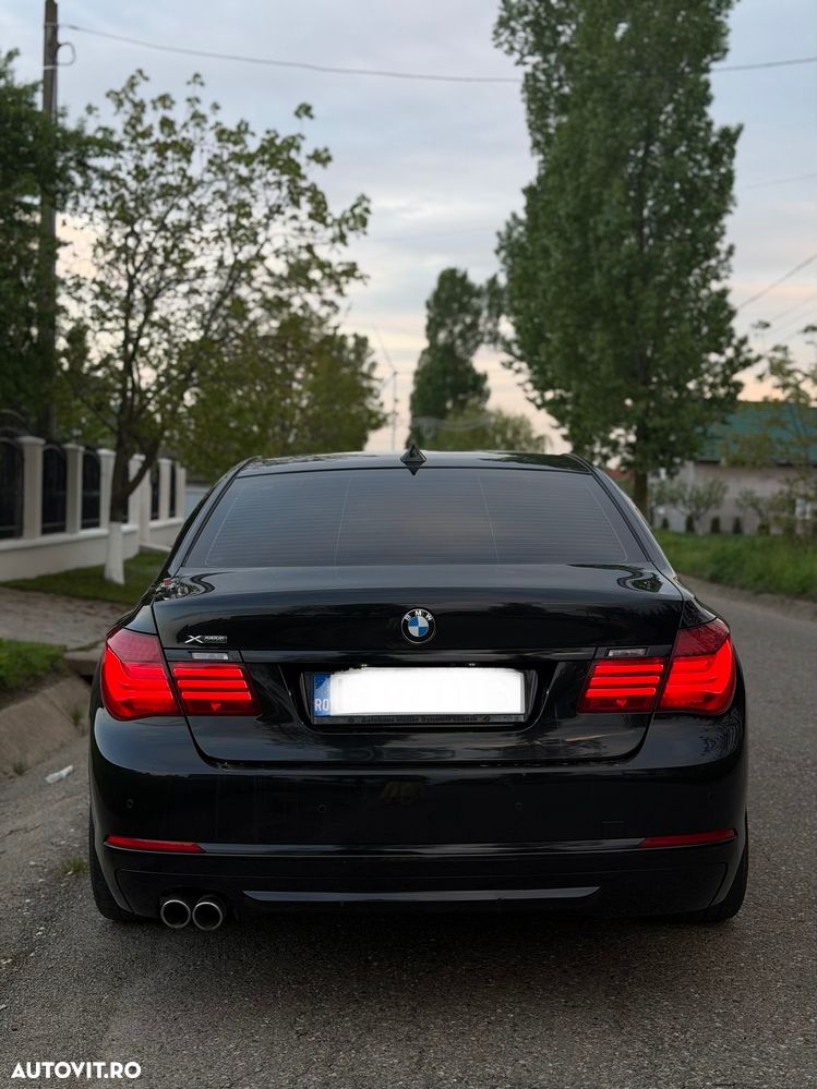 BMW Seria 7 730d xDrive - 2