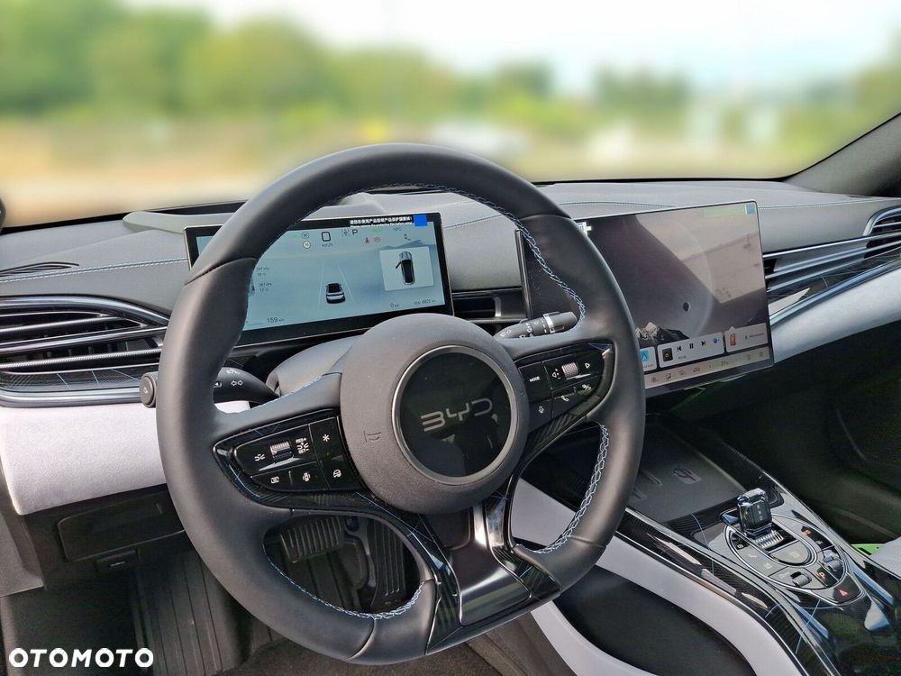 BYD Seal - 10