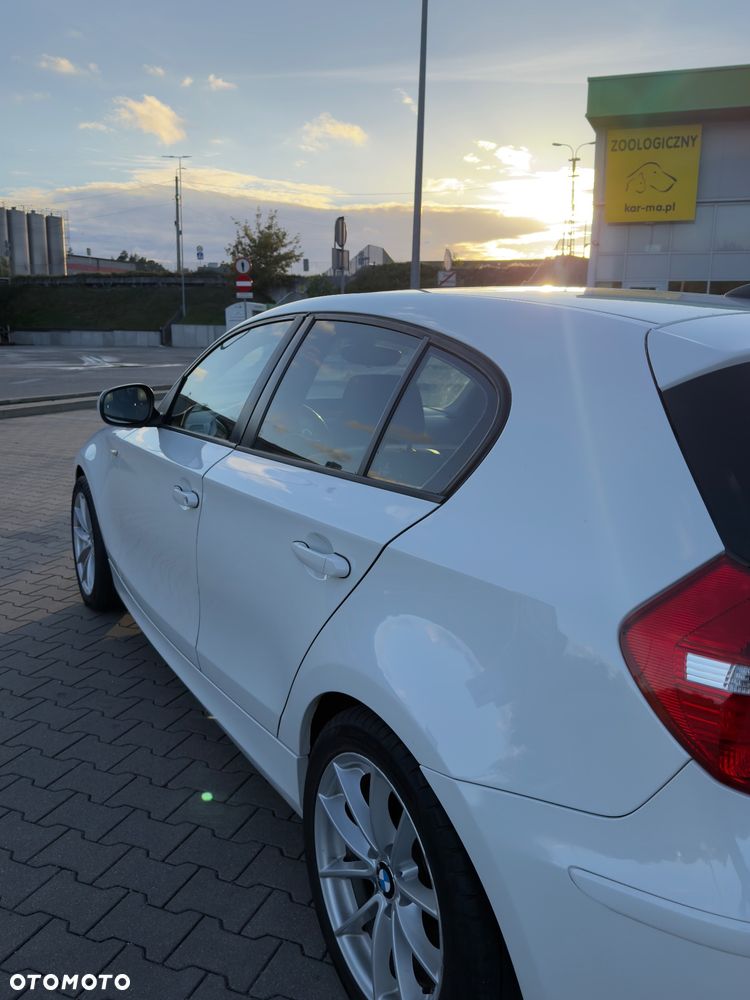 BMW Seria 1 120d DPF Edition Sport - 8