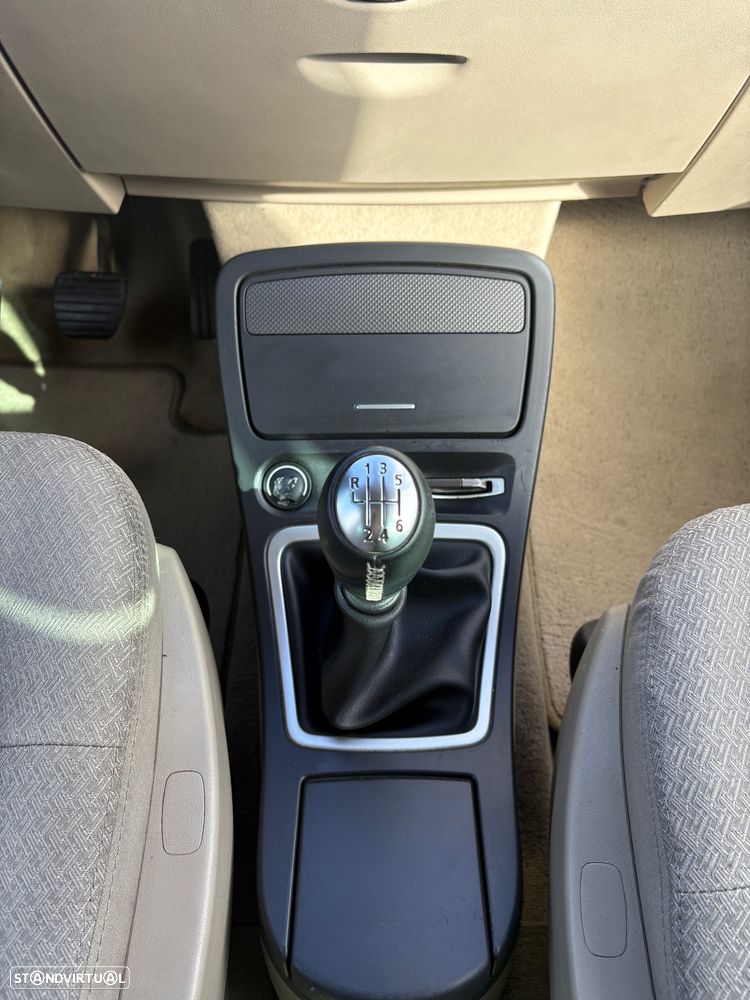 Renault Espace 2.0 dCi Initiale 7L - 8