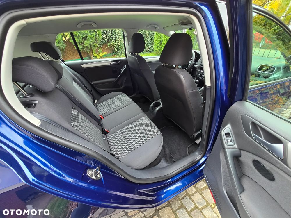 Volkswagen Golf - 9