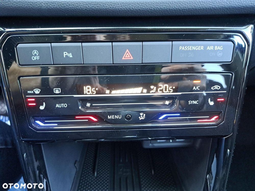 Volkswagen T-Cross - 29