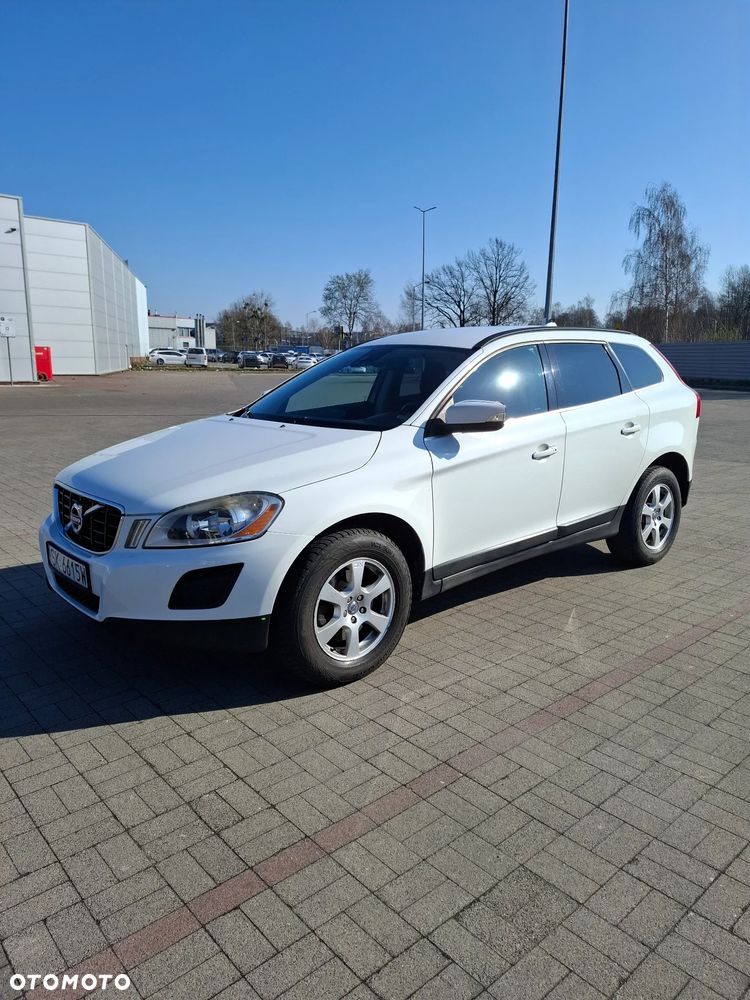 Volvo XC 60 2.4D AWD Momentum - 2